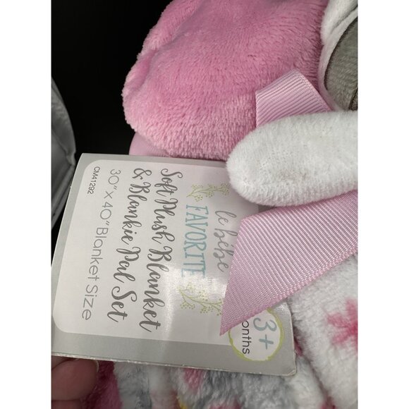 Le Bebe Pink Floral Baby Security Blanket 30” X 40” Fleece Raccoon Lovey NWT - Picture 4 of 6